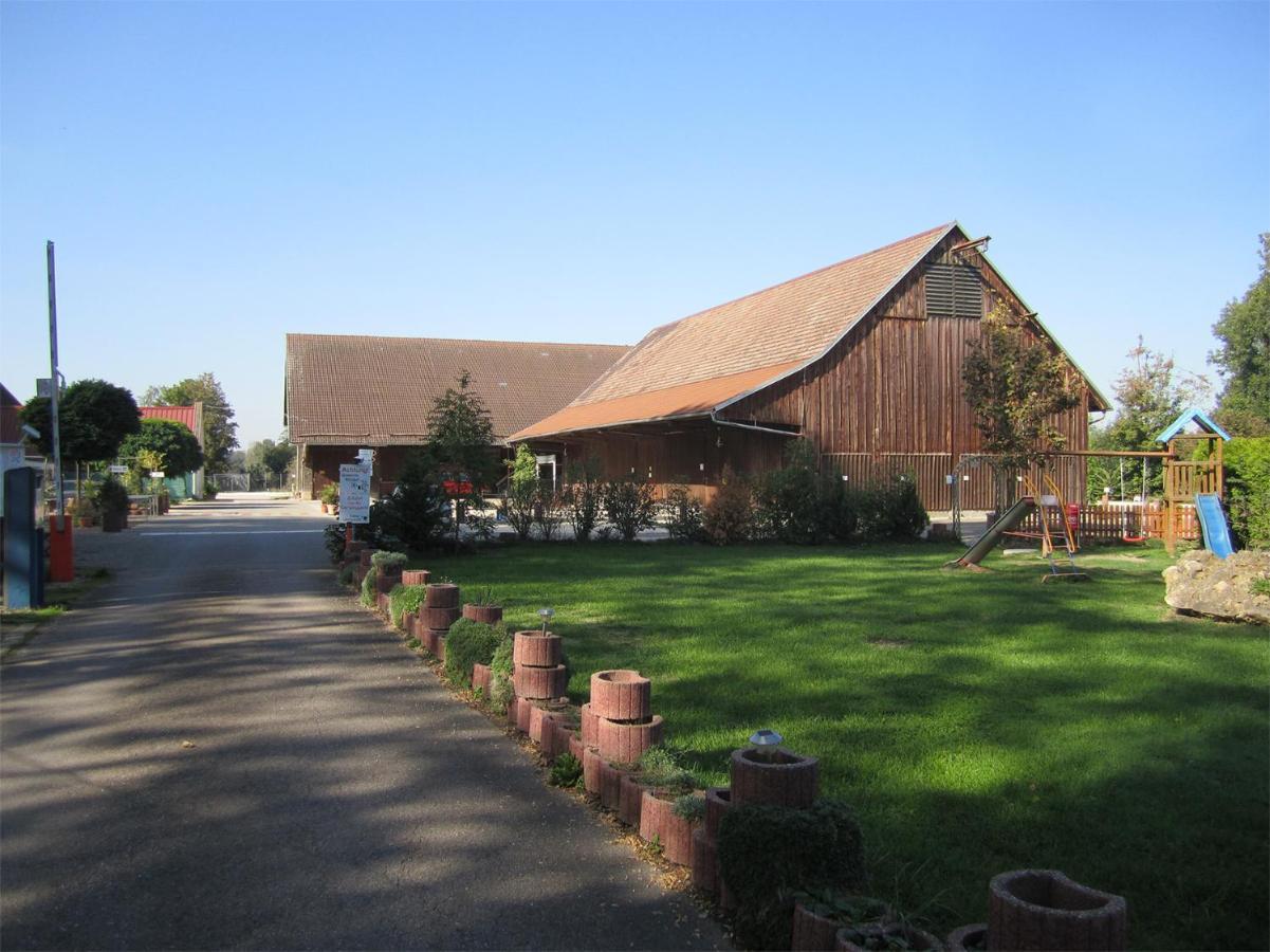 Schlaffass-Camping Gutshof Donauried Guenzburg Ngoại thất bức ảnh